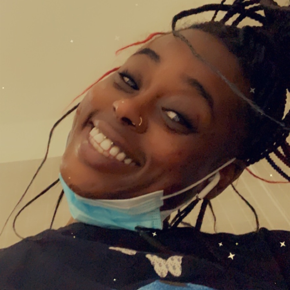 Meet your Posher, Tyna